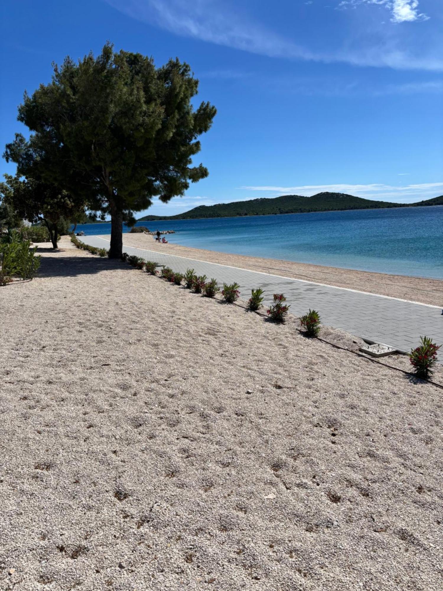 Buqez Vila Hajda 16 - Second Row Direct On The Beach Drage Exterior foto